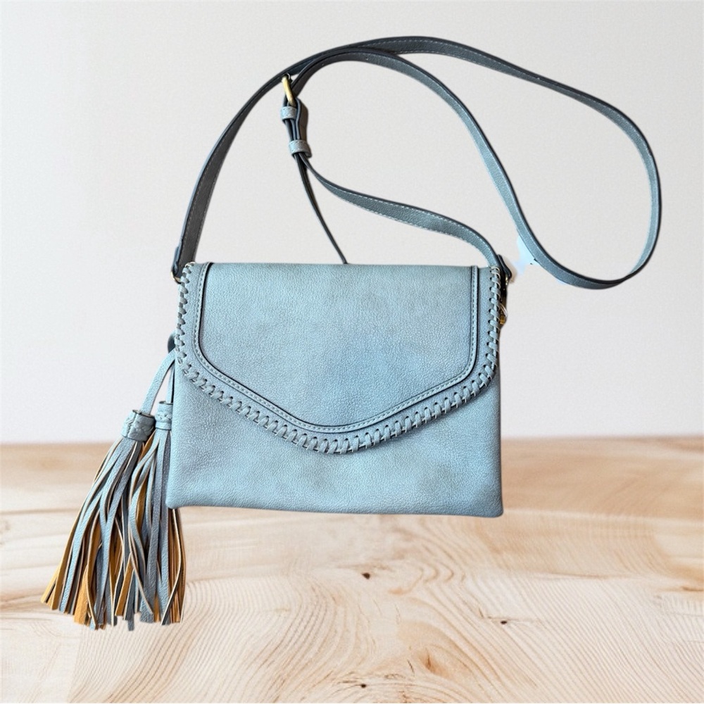 Elegant Blue Crossbody Bag